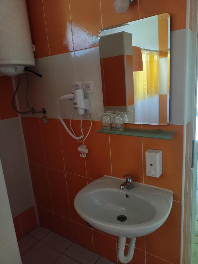 Pacir Apartman Fiva 아파트 외부 사진