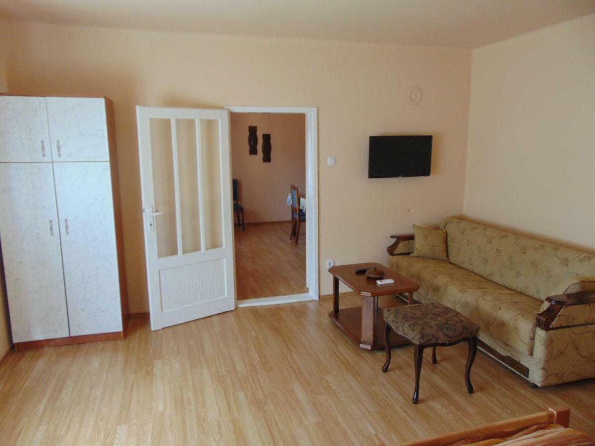 Pacir Apartman Fiva 아파트 외부 사진